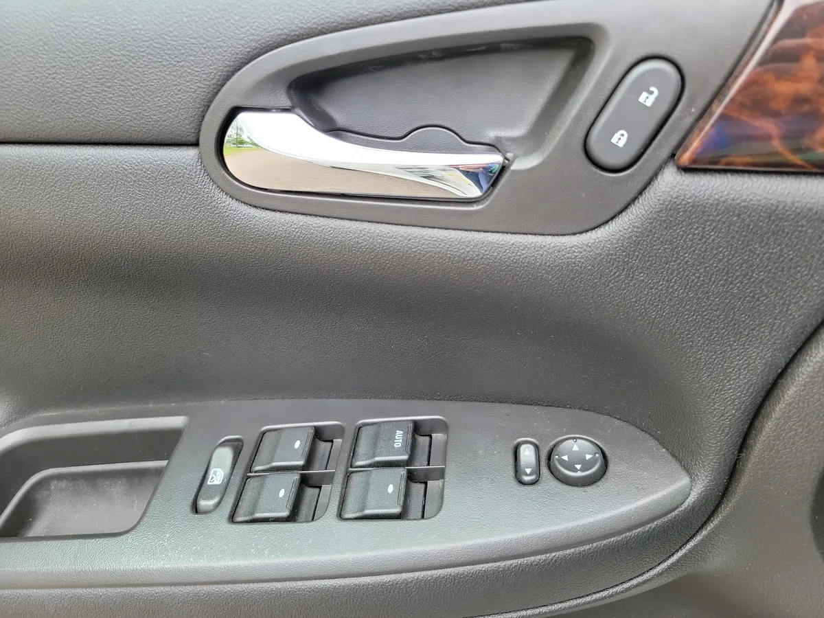 2016 Chevrolet Impala Limited LS thumbnail 21