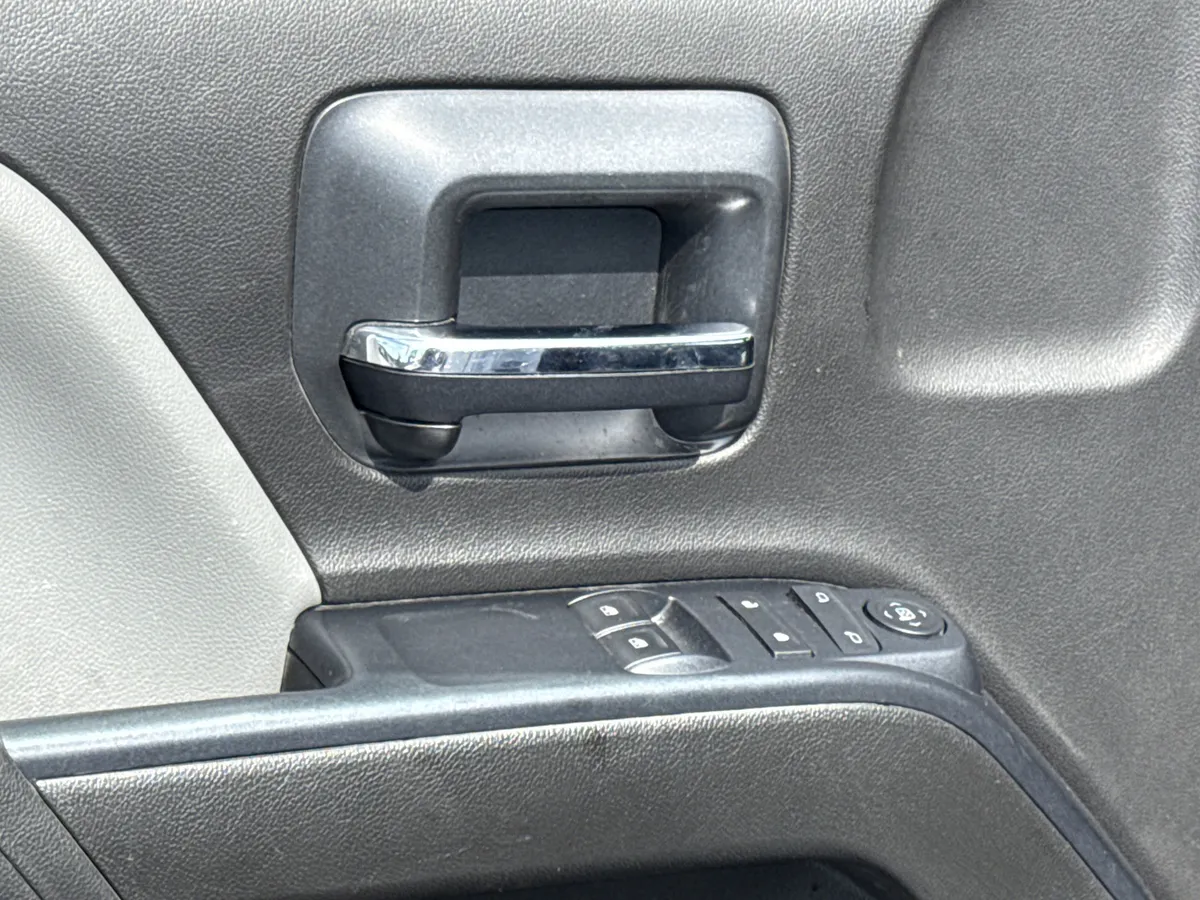 2016 Chevrolet Silverado 1500 Work Truck thumbnail 16