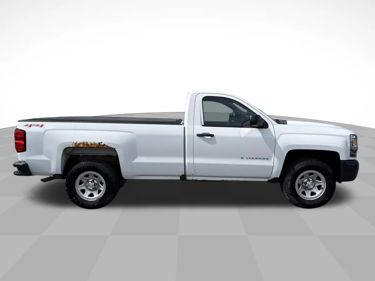 2016 Chevrolet Silverado 1500 Work Truck thumbnail 4