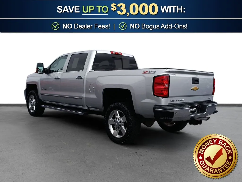 2016 Chevrolet Silverado 2500HD LTZ thumbnail 4