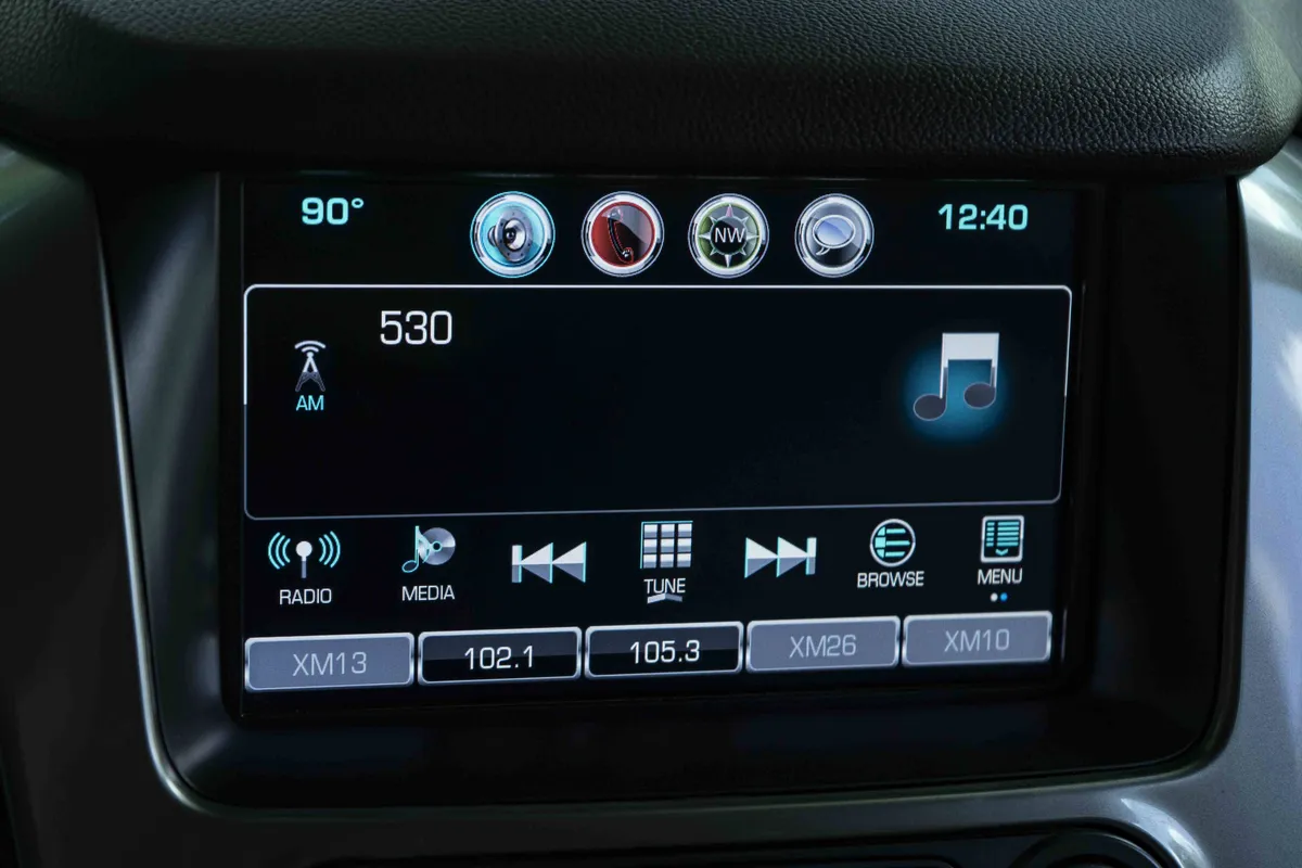 2016 Chevrolet Tahoe LT thumbnail 26