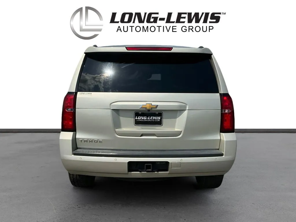 2016 Chevrolet Tahoe LT thumbnail 5
