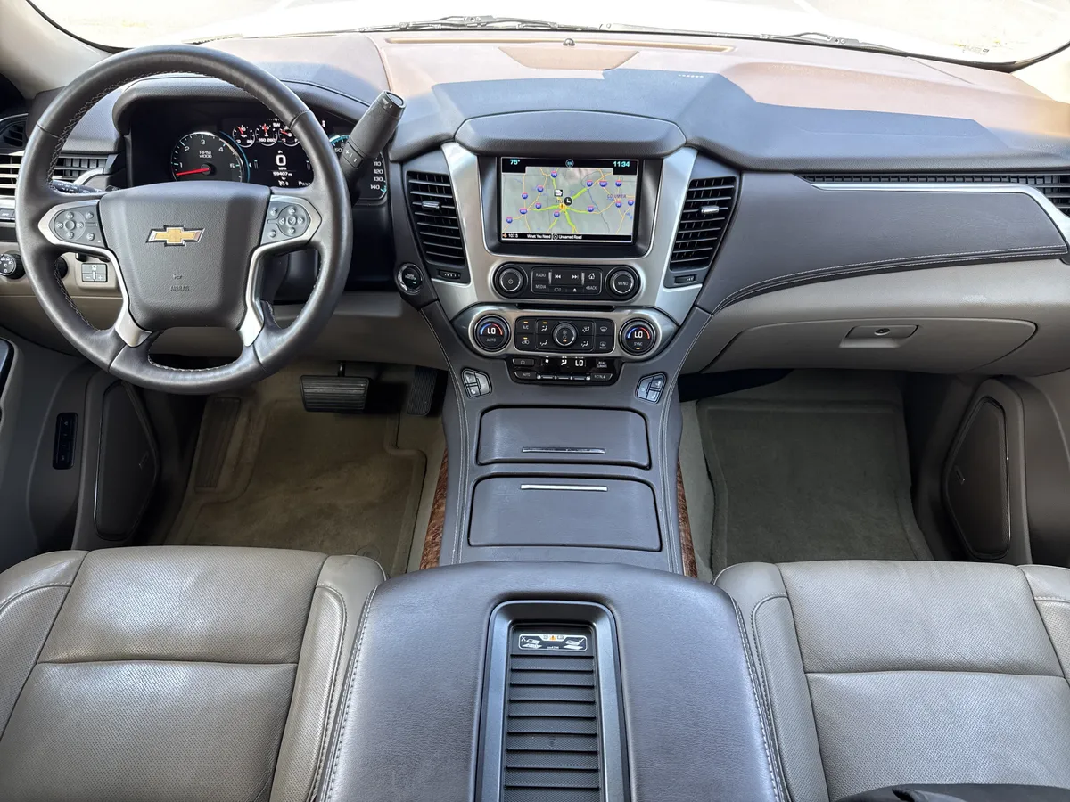 2016 Chevrolet Tahoe LTZ thumbnail 33