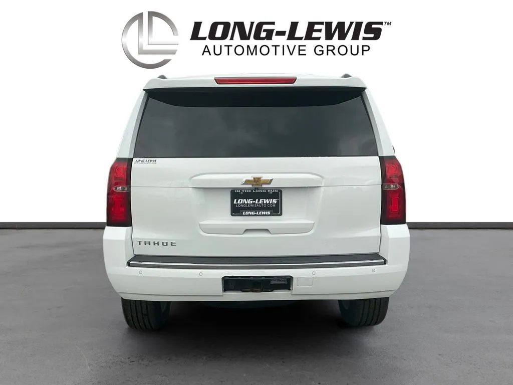 2016 Chevrolet Tahoe LTZ thumbnail 5