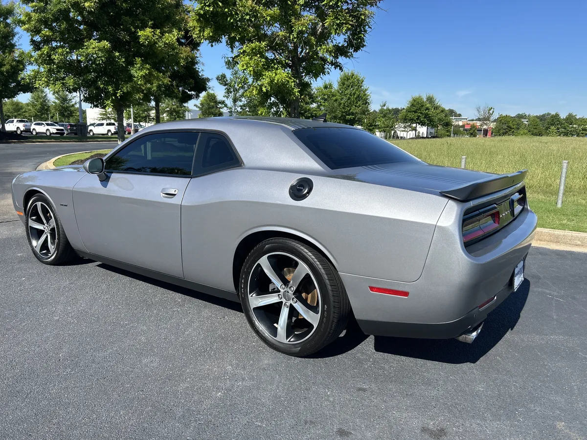 2016 Dodge Challenger R/T Plus Shaker thumbnail 7