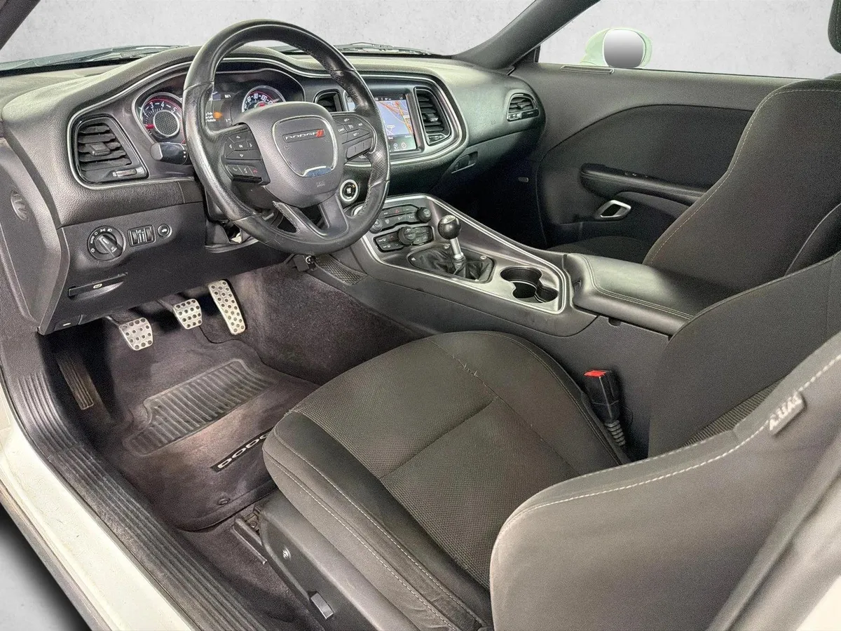 2016 Dodge Challenger R/T Shaker thumbnail 21