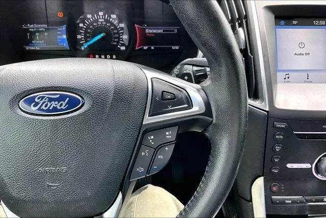 2016 Ford Edge Titanium thumbnail 11