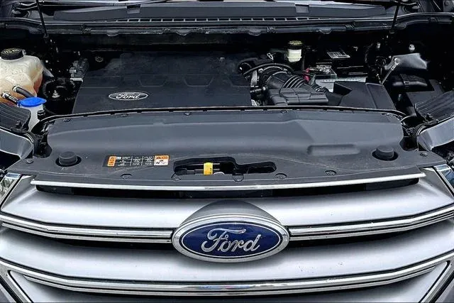 2016 Ford Edge Titanium thumbnail 33