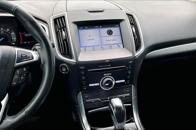 2016 Ford Edge Titanium thumbnail 9