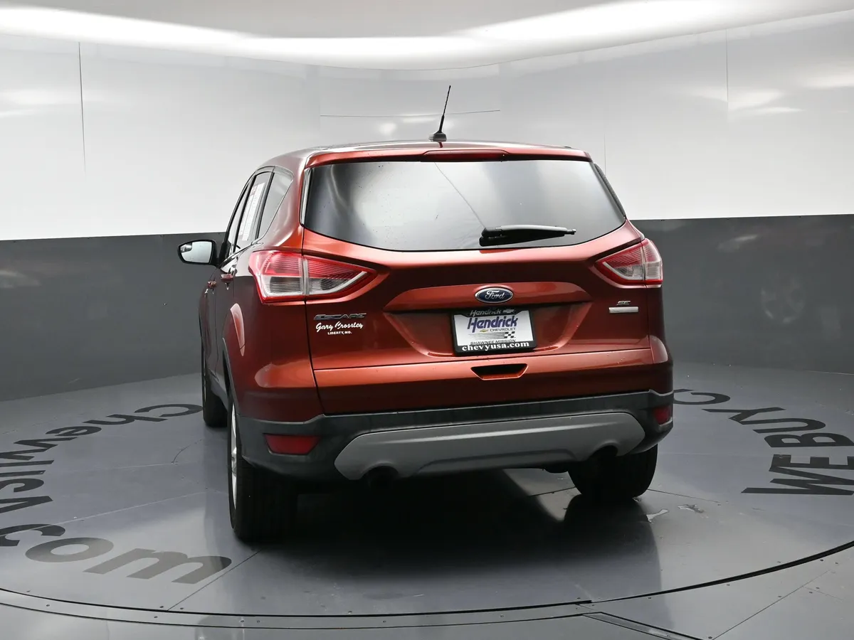 2016 Ford Escape SE thumbnail 17