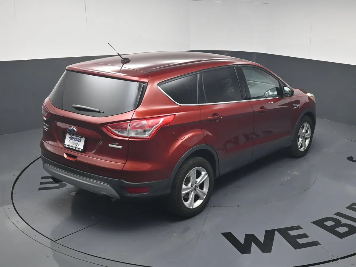 2016 Ford Escape SE thumbnail 24
