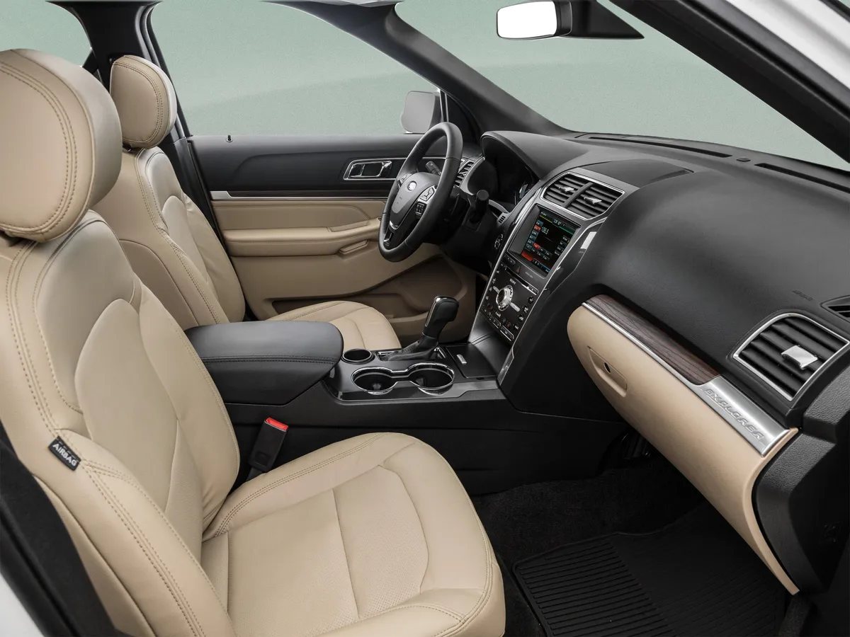 2016 Ford Explorer Limited thumbnail 28