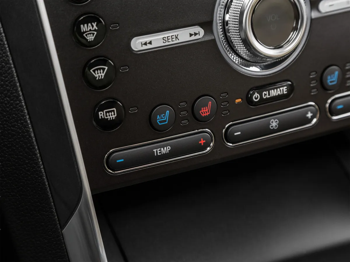 2016 Ford Explorer Limited thumbnail 53