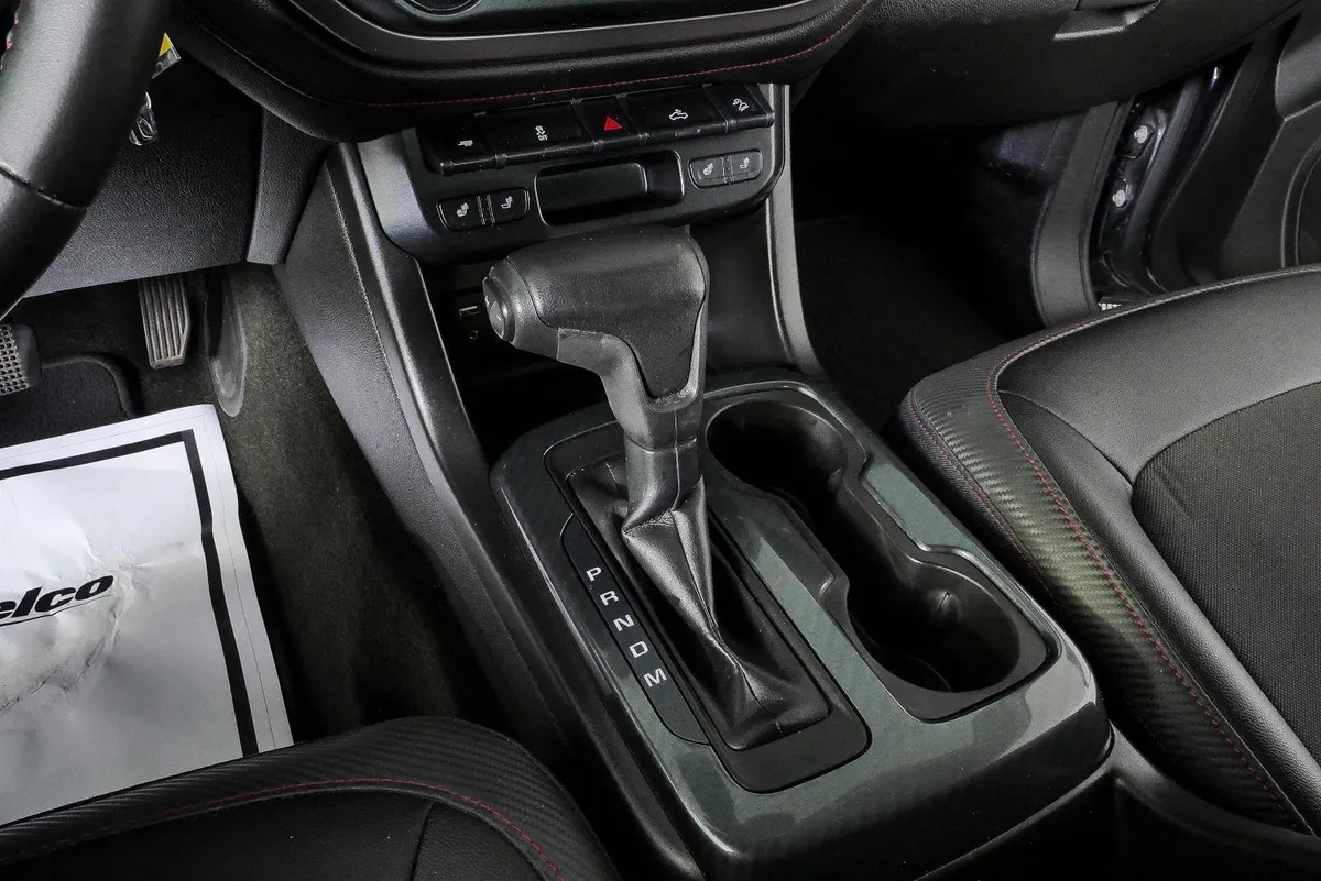 2016 GMC Canyon 4WD SLE thumbnail 16