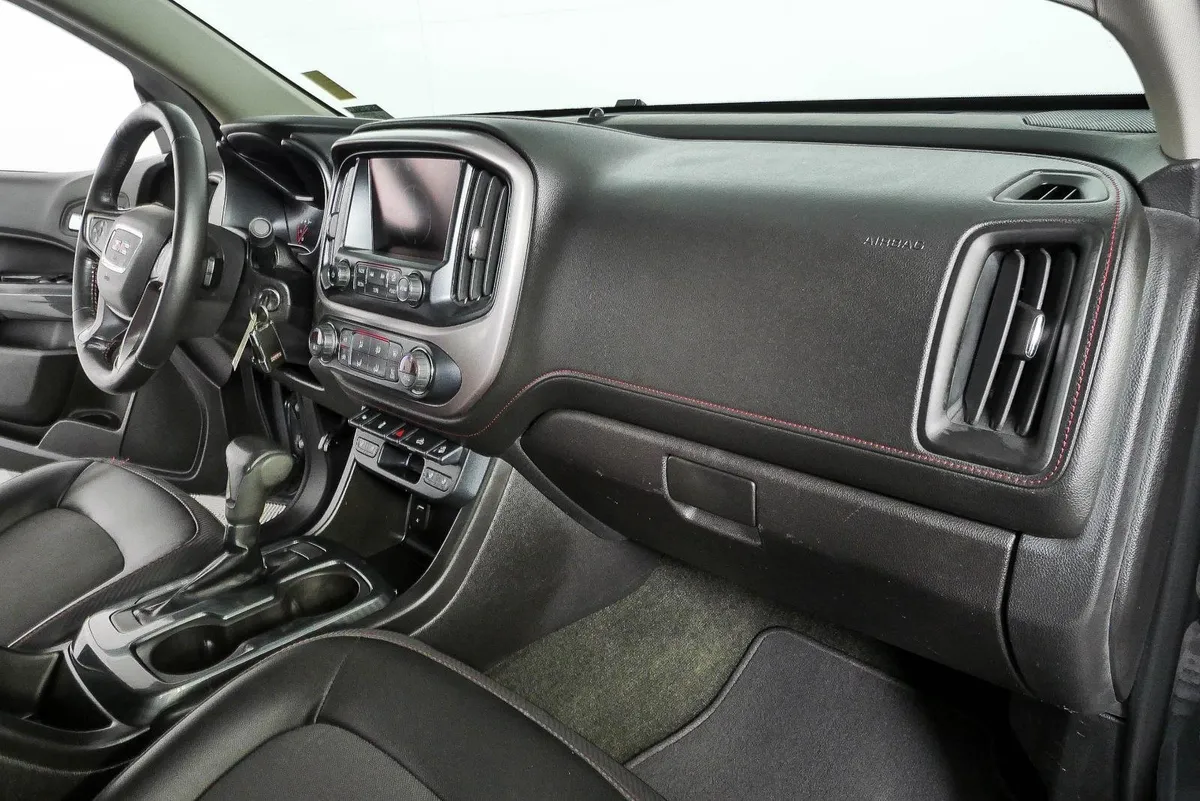 2016 GMC Canyon 4WD SLE thumbnail 21