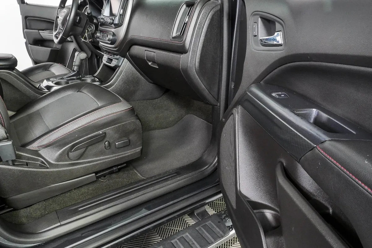 2016 GMC Canyon 4WD SLE thumbnail 22