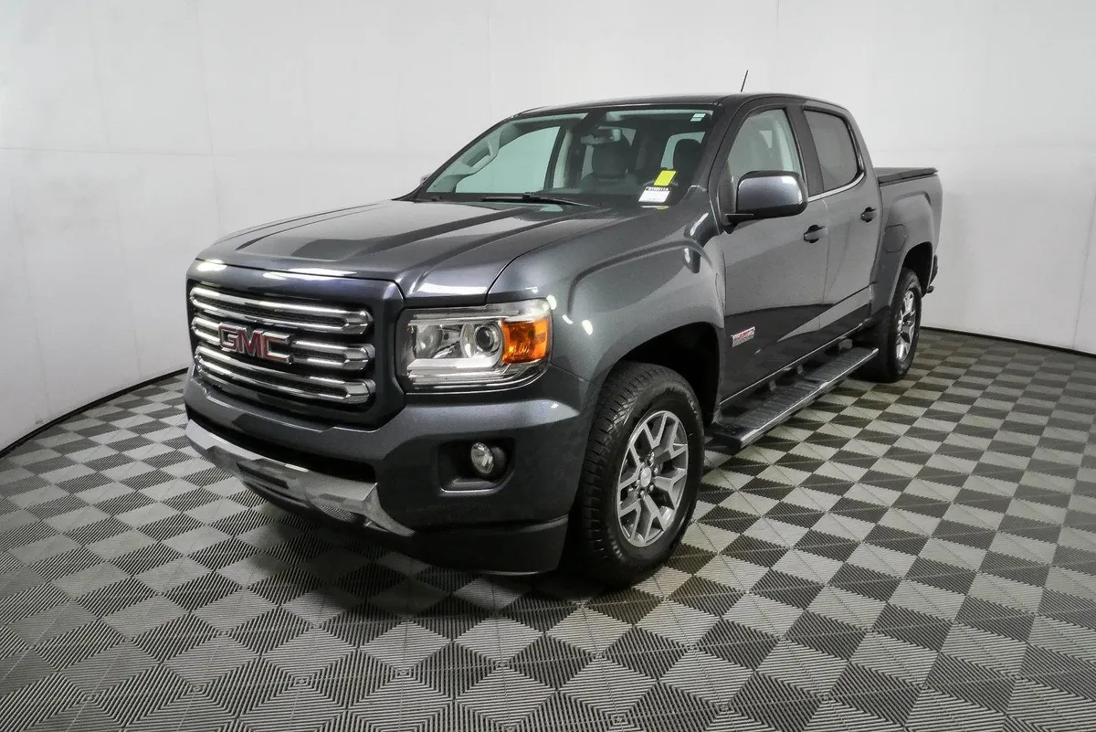 2016 GMC Canyon 4WD SLE thumbnail 24