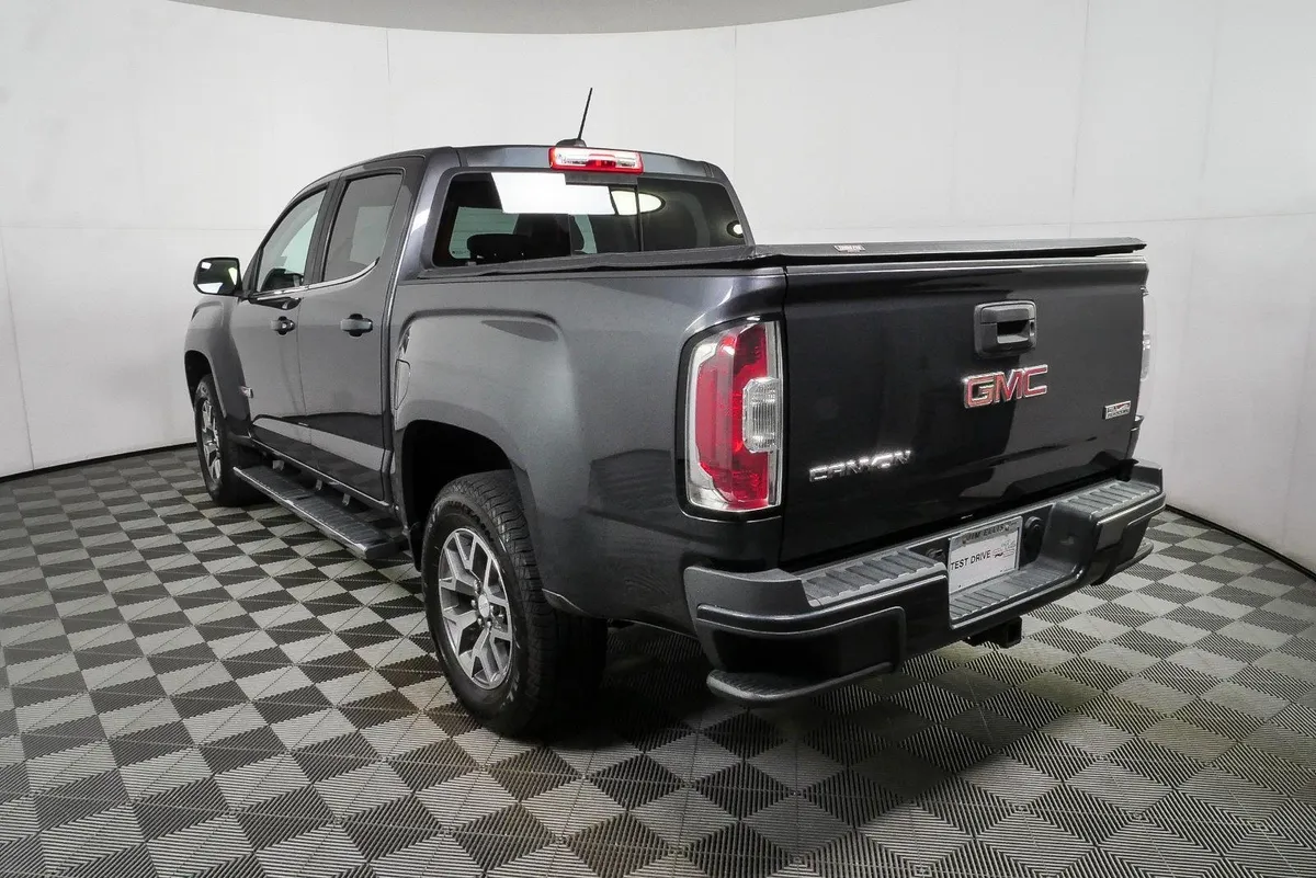 2016 GMC Canyon 4WD SLE thumbnail 26