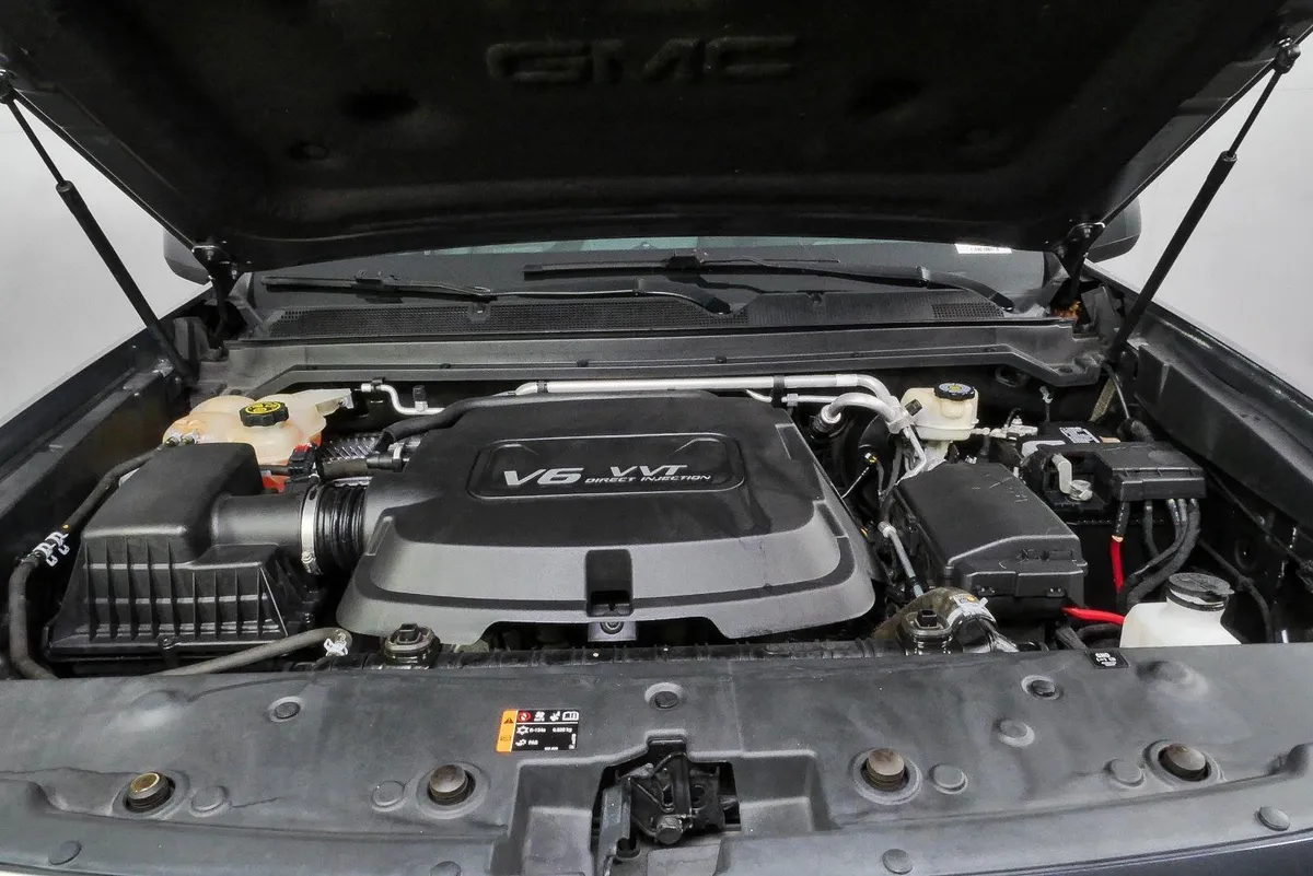 2016 GMC Canyon 4WD SLE thumbnail 31