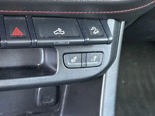 2016 GMC Canyon SLE thumbnail 33
