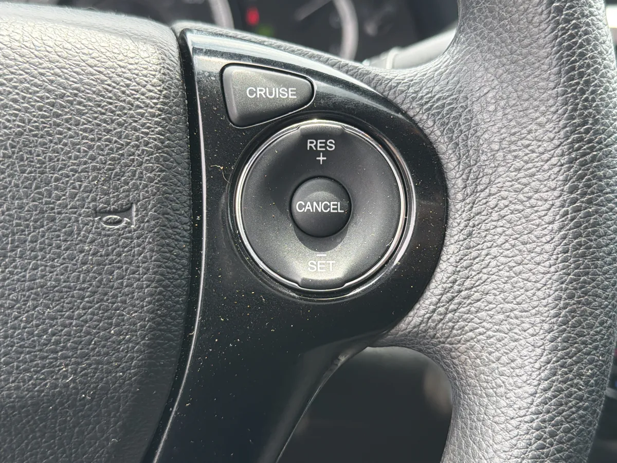 2016 Honda Accord EX thumbnail 19