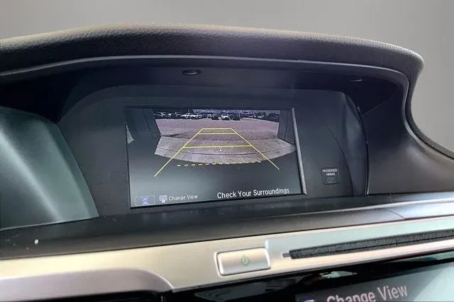 2016 Honda Accord EX-L thumbnail 13