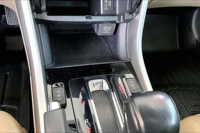 2016 Honda Accord EX-L thumbnail 24