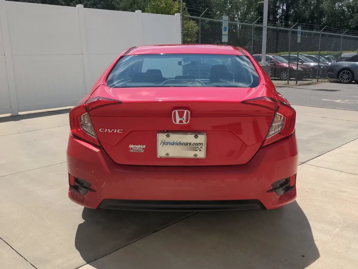 2016 Honda Civic LX thumbnail 8