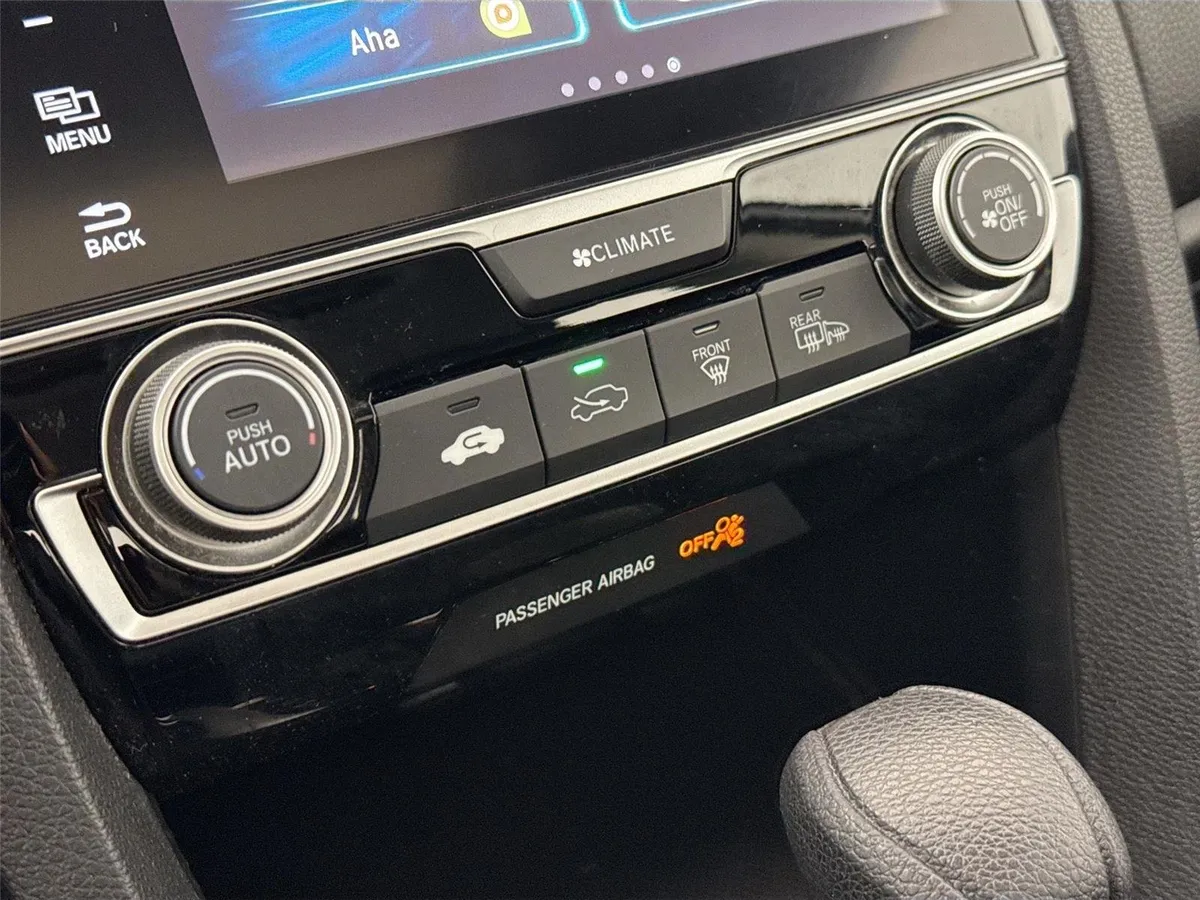 2016 Honda Civic Sedan EX thumbnail 24