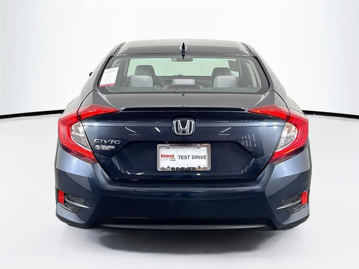 2016 Honda Civic Sedan EX-T thumbnail 11