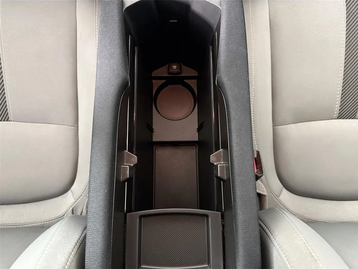 2016 Honda Civic Sedan EX-T thumbnail 34