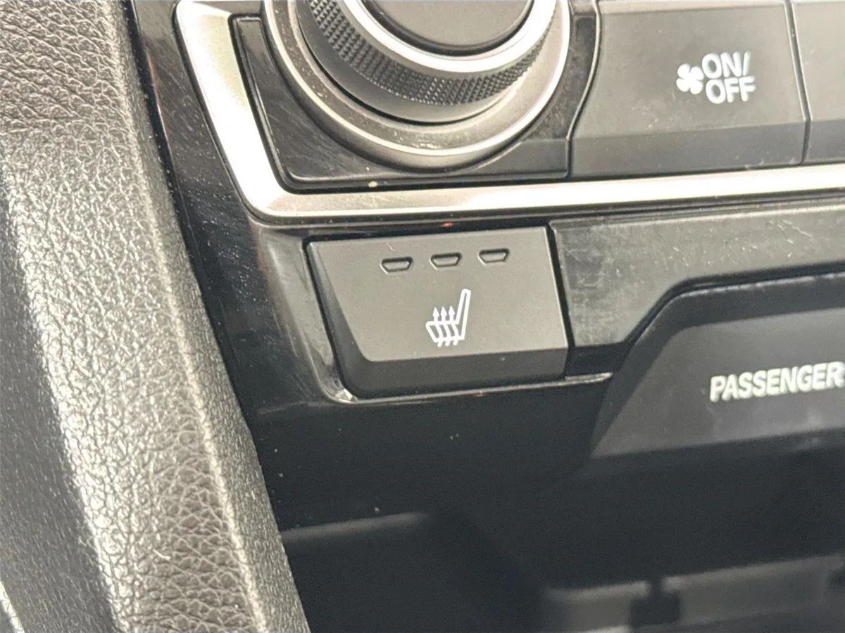 2016 Honda Civic Sedan EX-T thumbnail 7