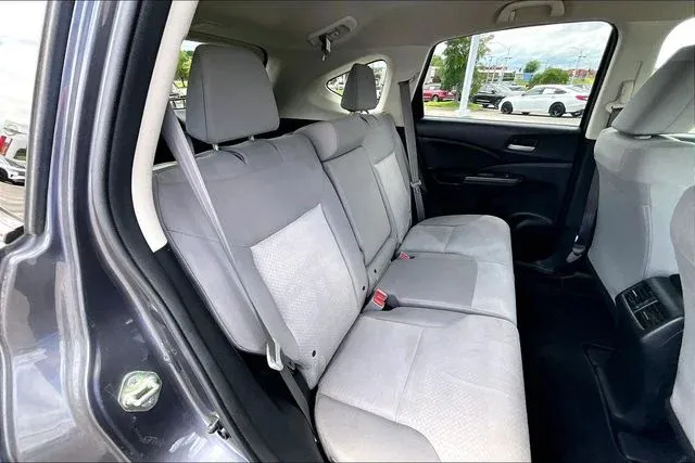 2016 Honda CR-V SE thumbnail 20