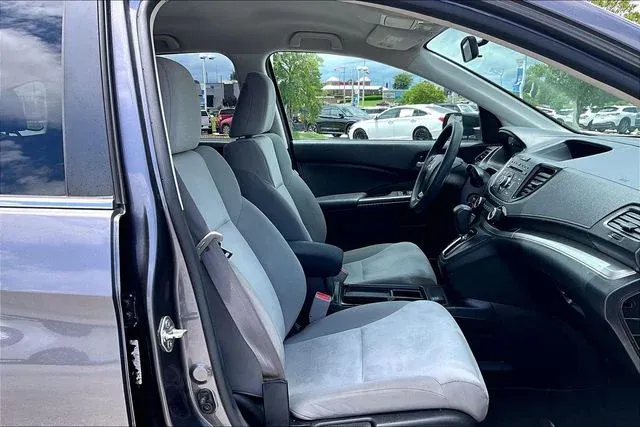 2016 Honda CR-V SE thumbnail 28