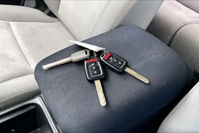 2016 Honda CR-V SE thumbnail 35
