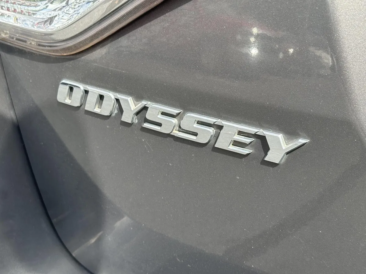 2016 Honda Odyssey EX-L thumbnail 10