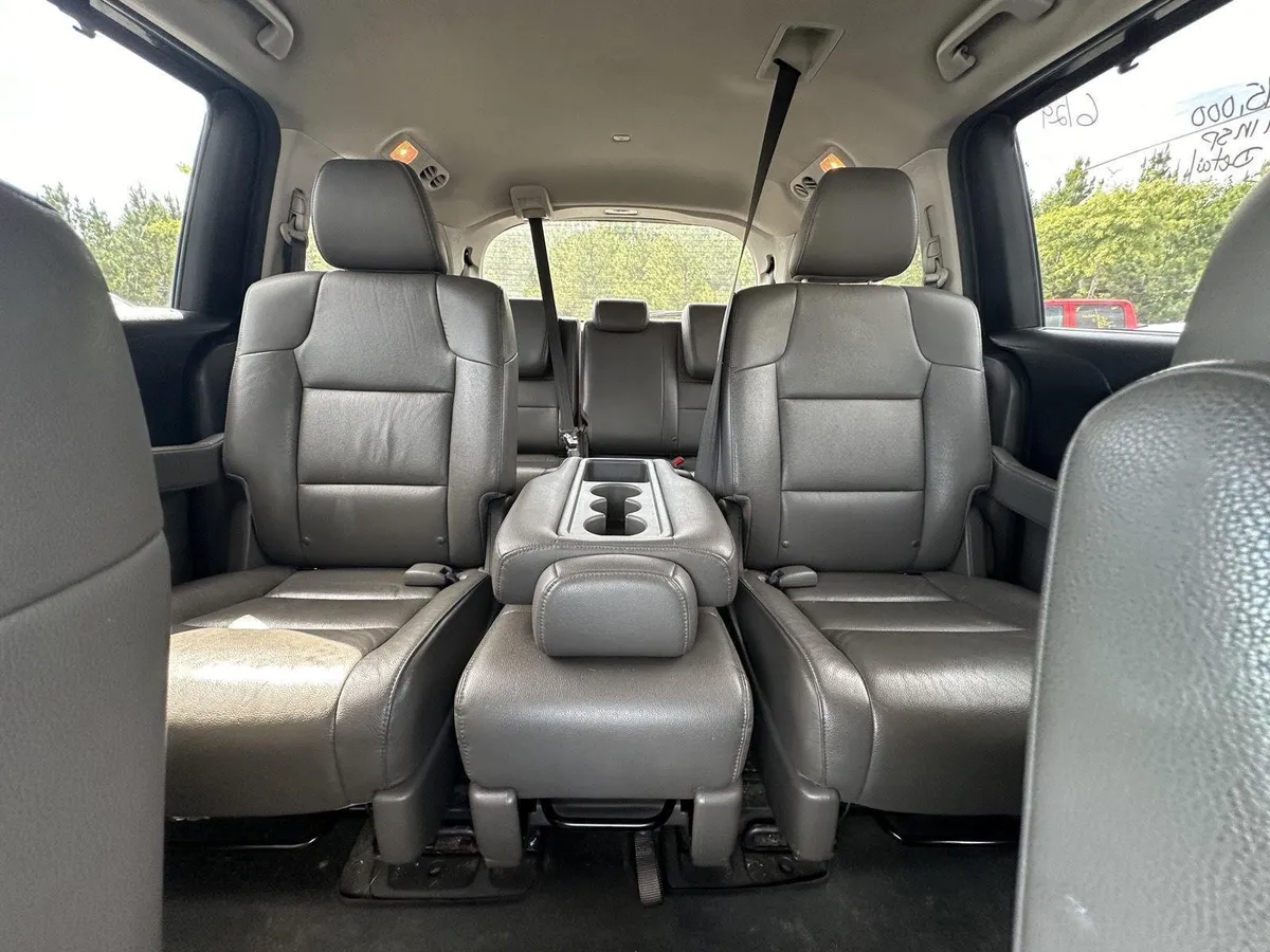 2016 Honda Odyssey EX-L thumbnail 13