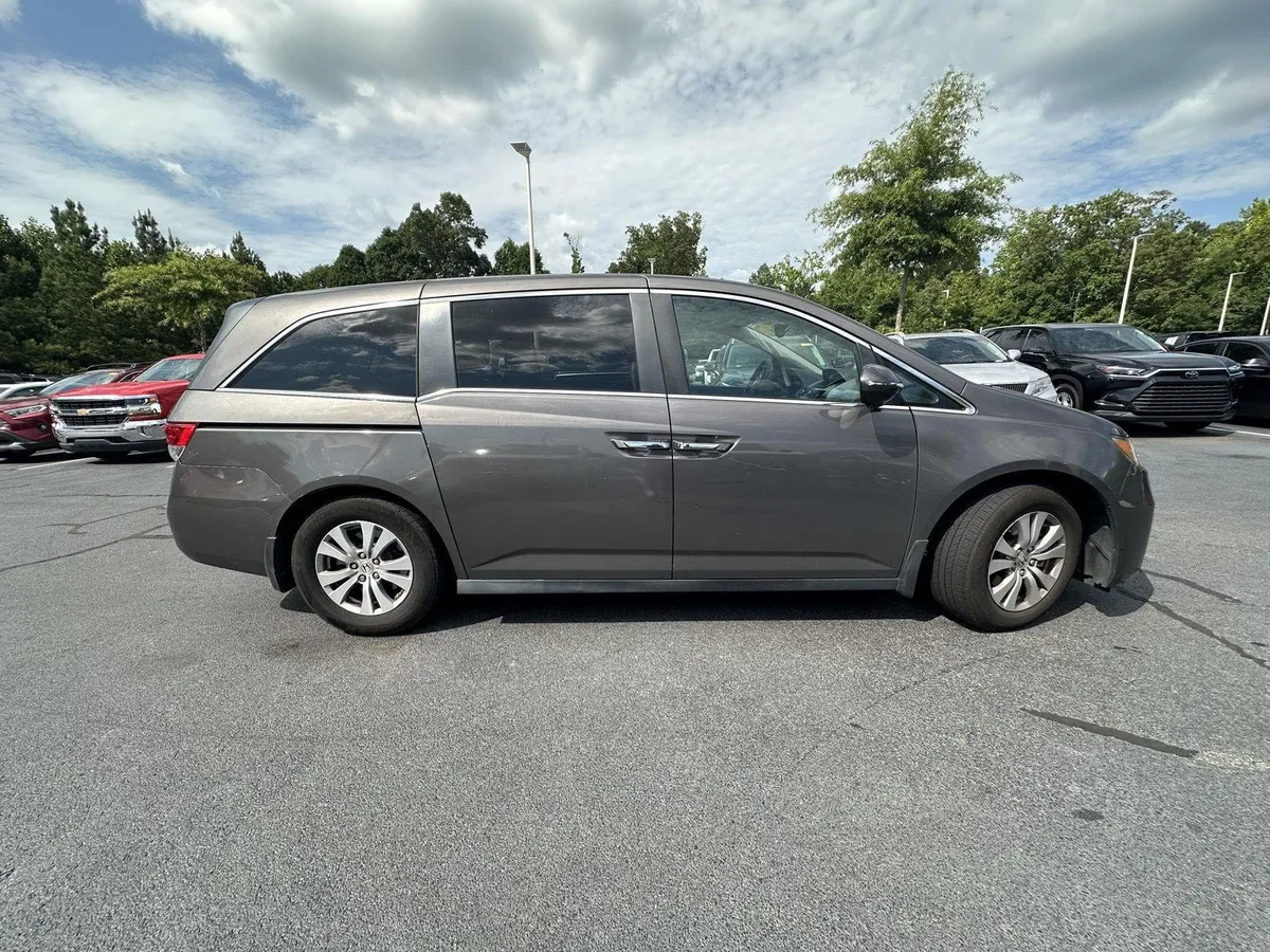 2016 Honda Odyssey EX-L thumbnail 5