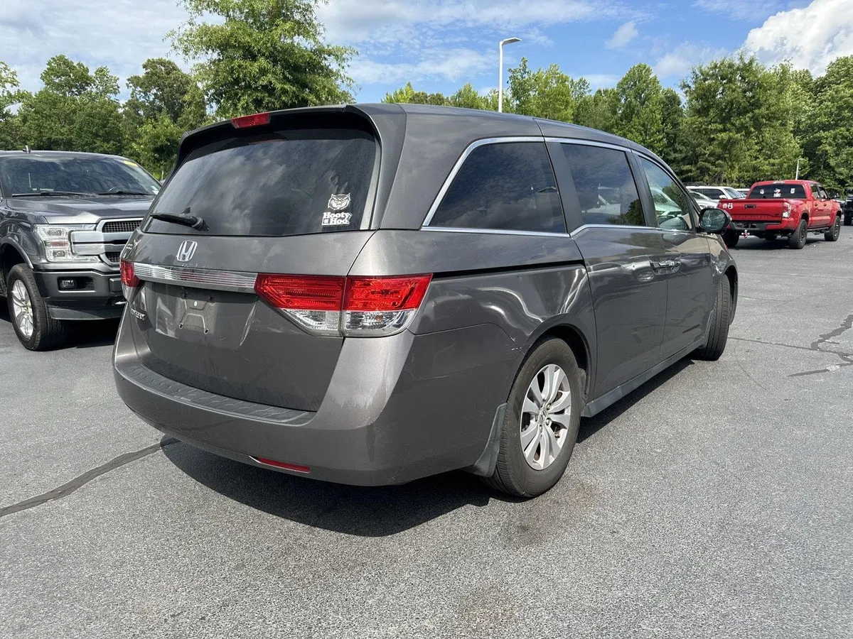 2016 Honda Odyssey EX-L thumbnail 6