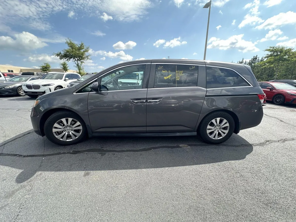 2016 Honda Odyssey EX-L thumbnail 9