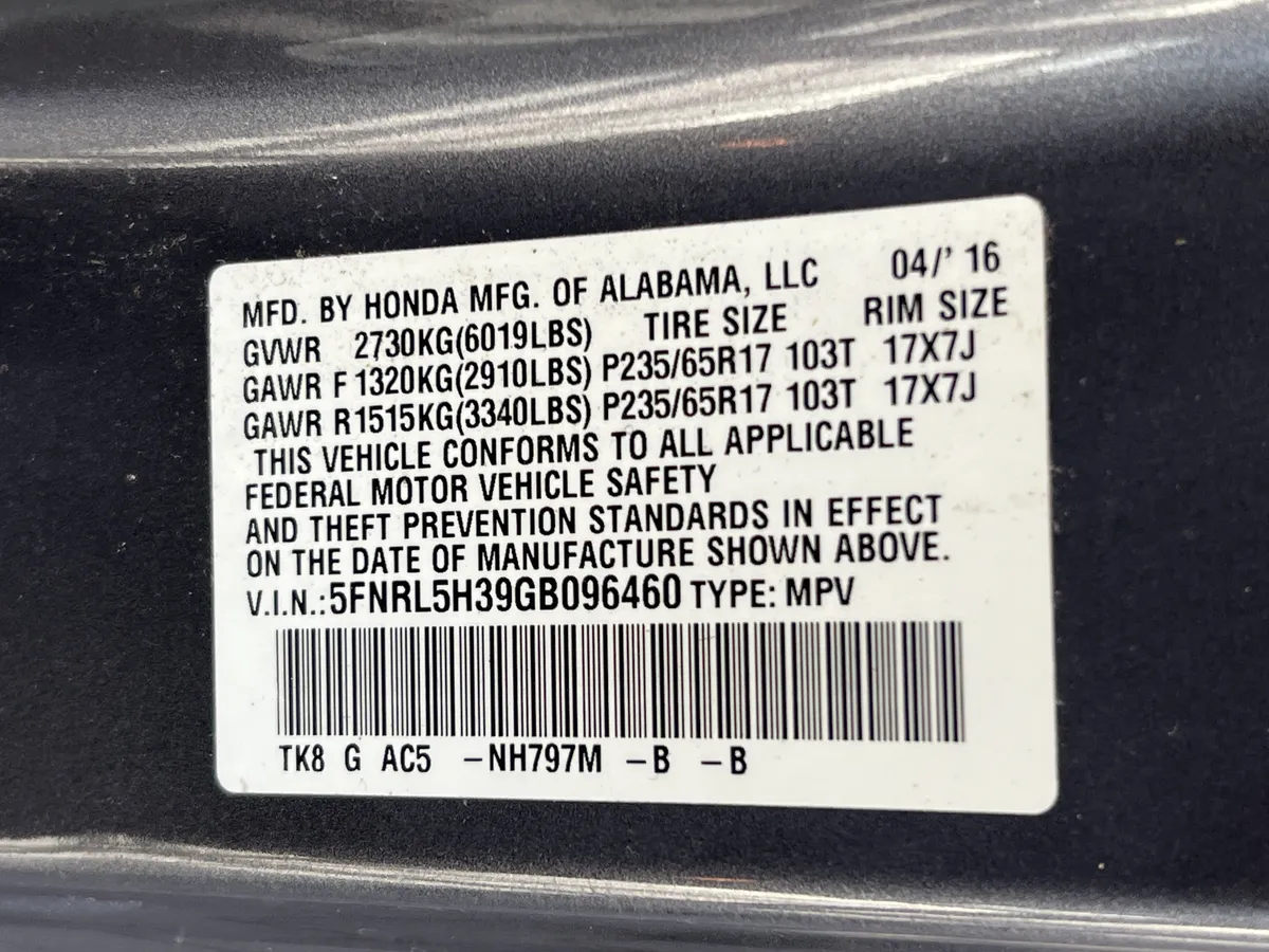 2016 Honda Odyssey SE thumbnail 35
