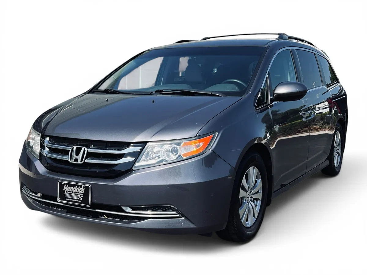 2016 Honda Odyssey SE thumbnail 4