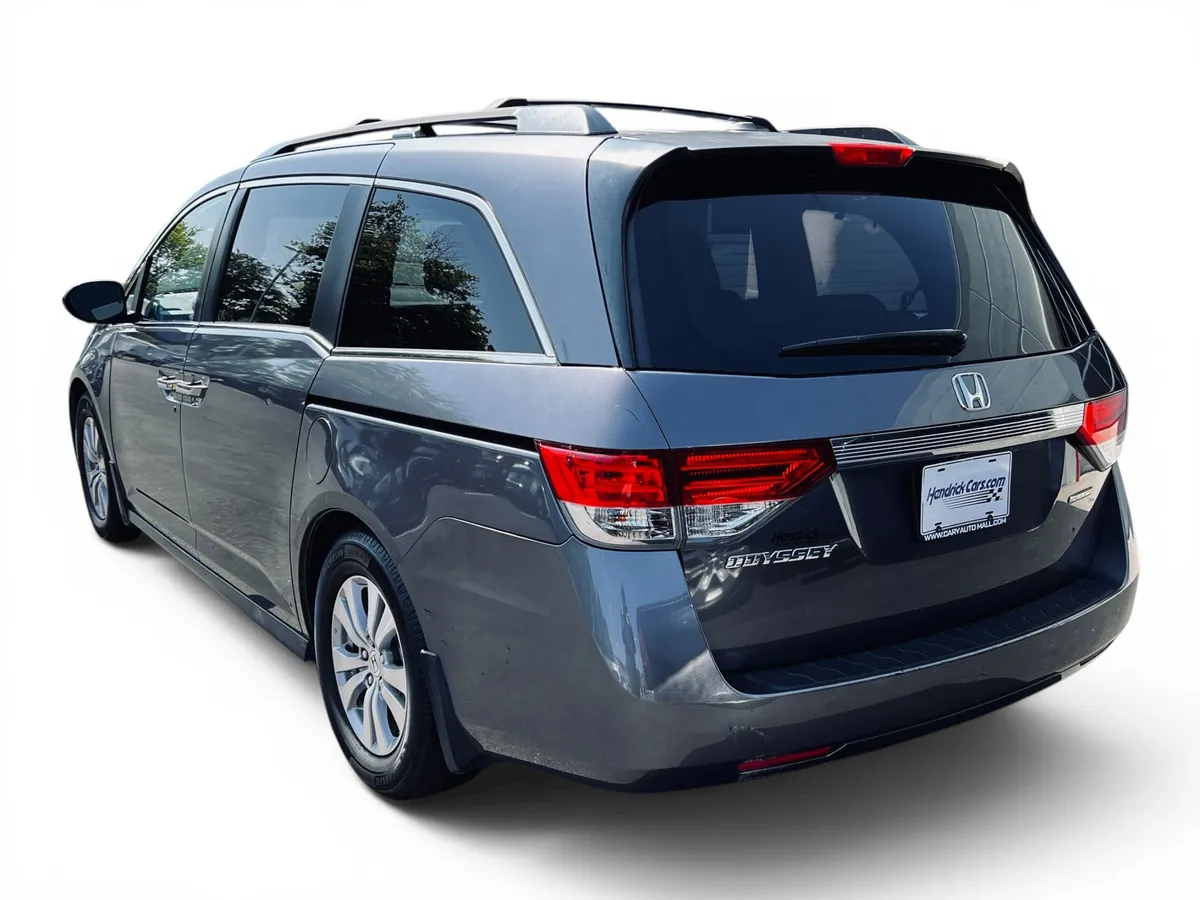 2016 Honda Odyssey SE thumbnail 7