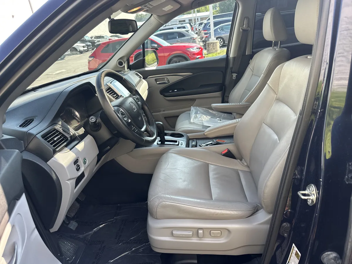 2016 Honda Pilot EX-L thumbnail 14