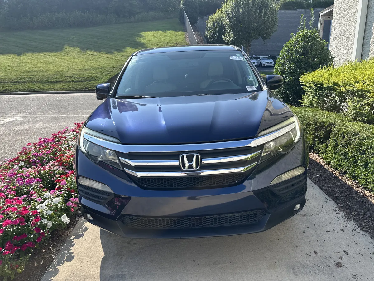2016 Honda Pilot EX-L thumbnail 2