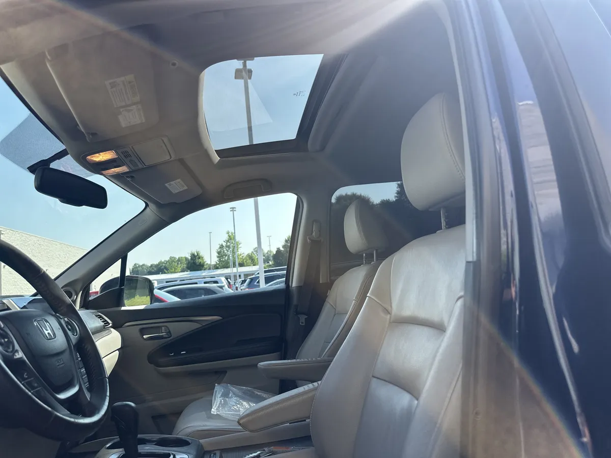 2016 Honda Pilot EX-L thumbnail 29
