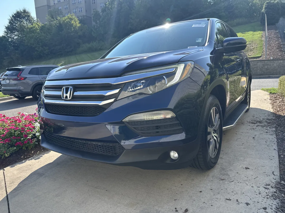 2016 Honda Pilot EX-L thumbnail 9