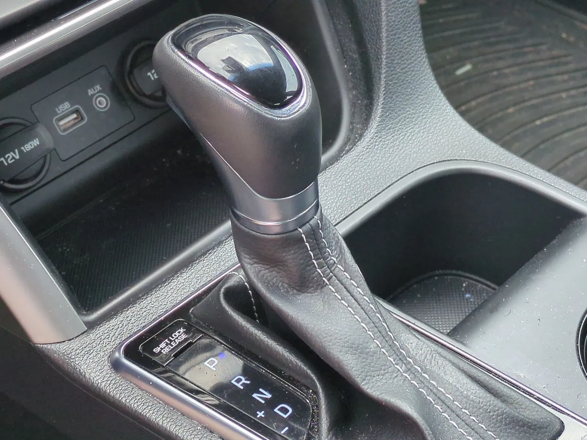 2016 Hyundai Sonata Hybrid Limited thumbnail 24
