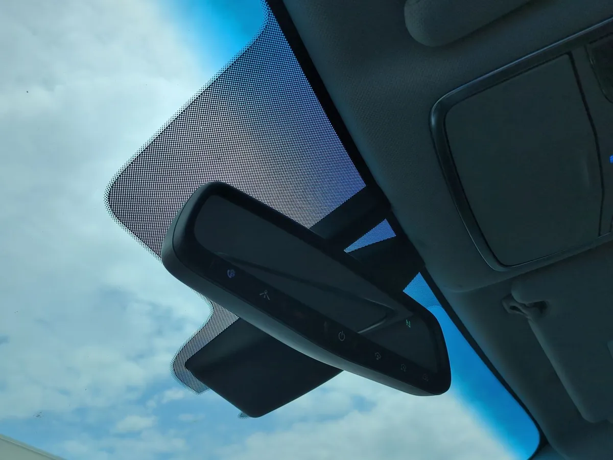 2016 Hyundai Sonata Hybrid Limited thumbnail 25