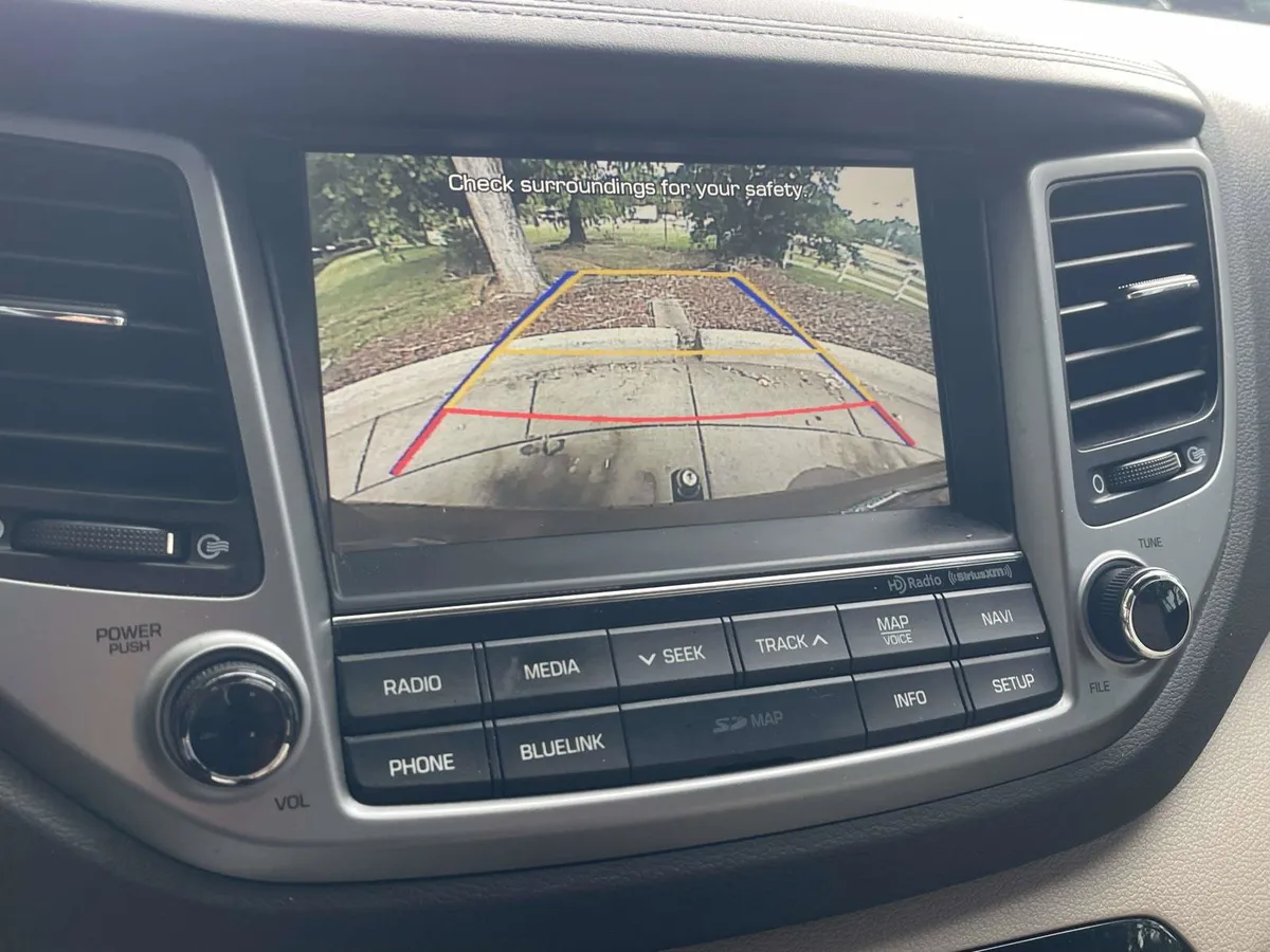 2016 Hyundai Tucson Limited thumbnail 30